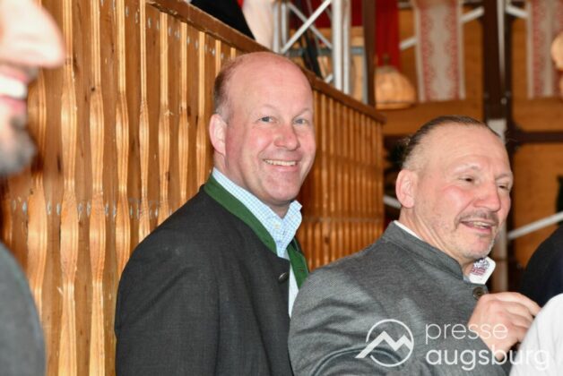 Galerie | Der Wahlkampf Sprießt - Markus Söder Spricht Auf Dem Gögginger Frühlingsfest